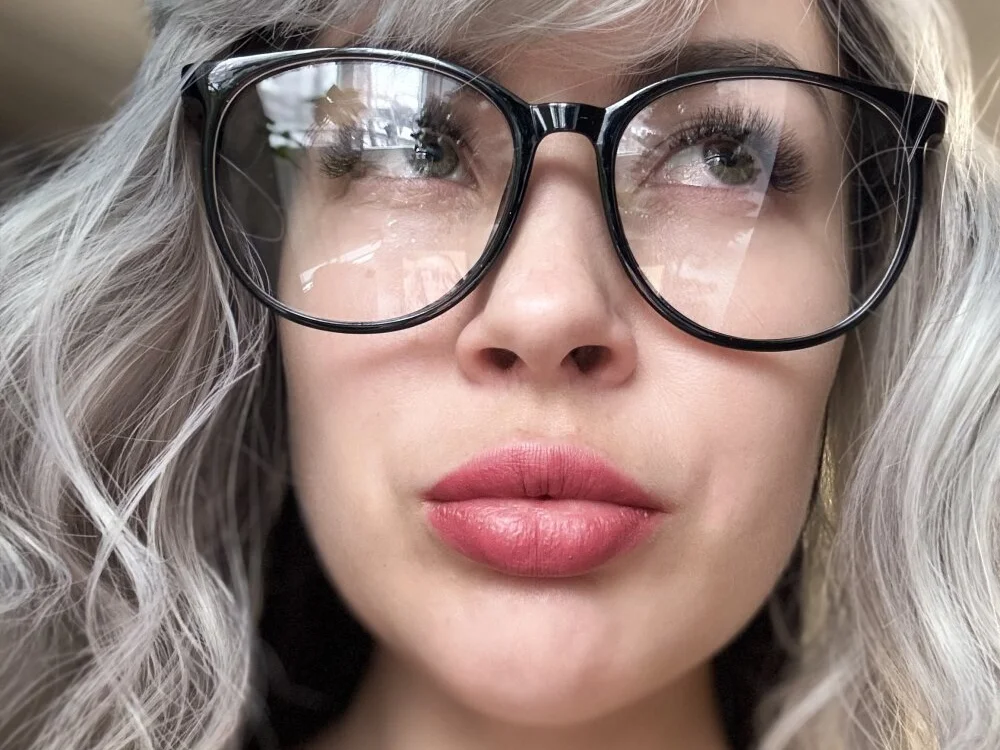 Chat +18 off-line de alinaalieva