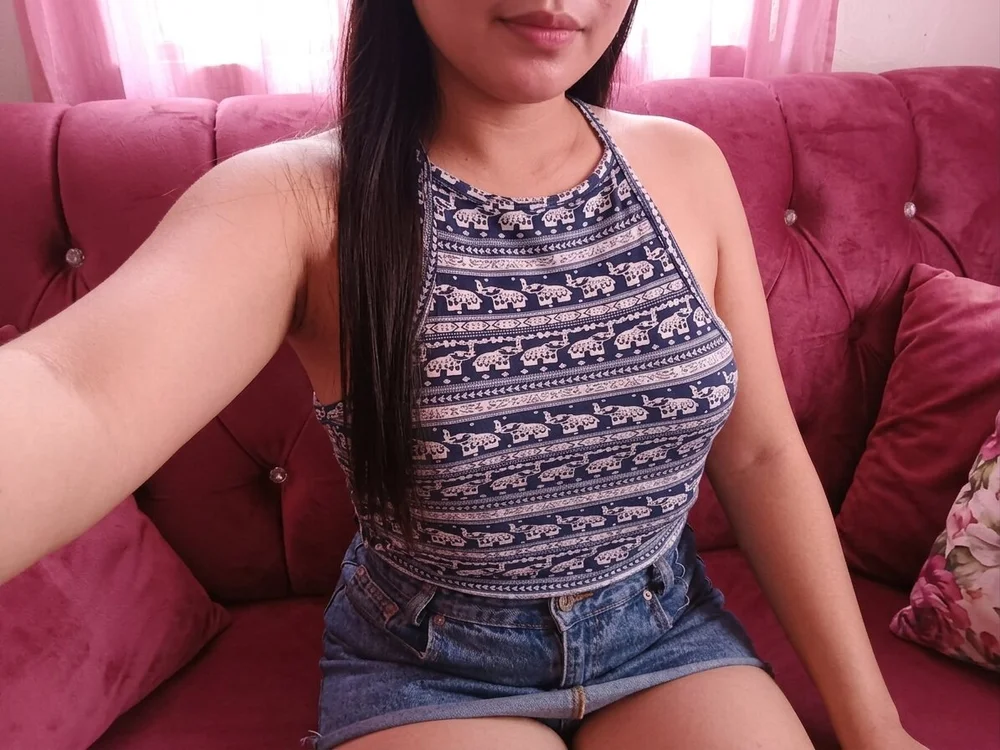 Velvetkiss24's Offline XXX Chat