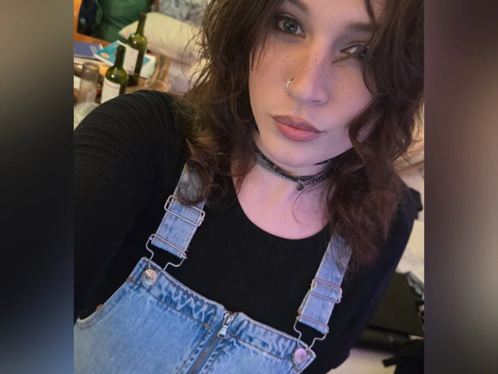 qu1nnifer Offline XXX-chat