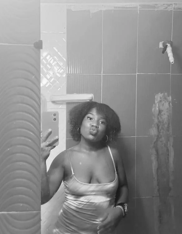ViolettQueen offline chatrum