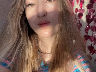 Profile and Statistics for EvelynRavenwood on StripChat