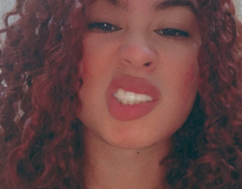 laviveluan1's Offline XXX Chat