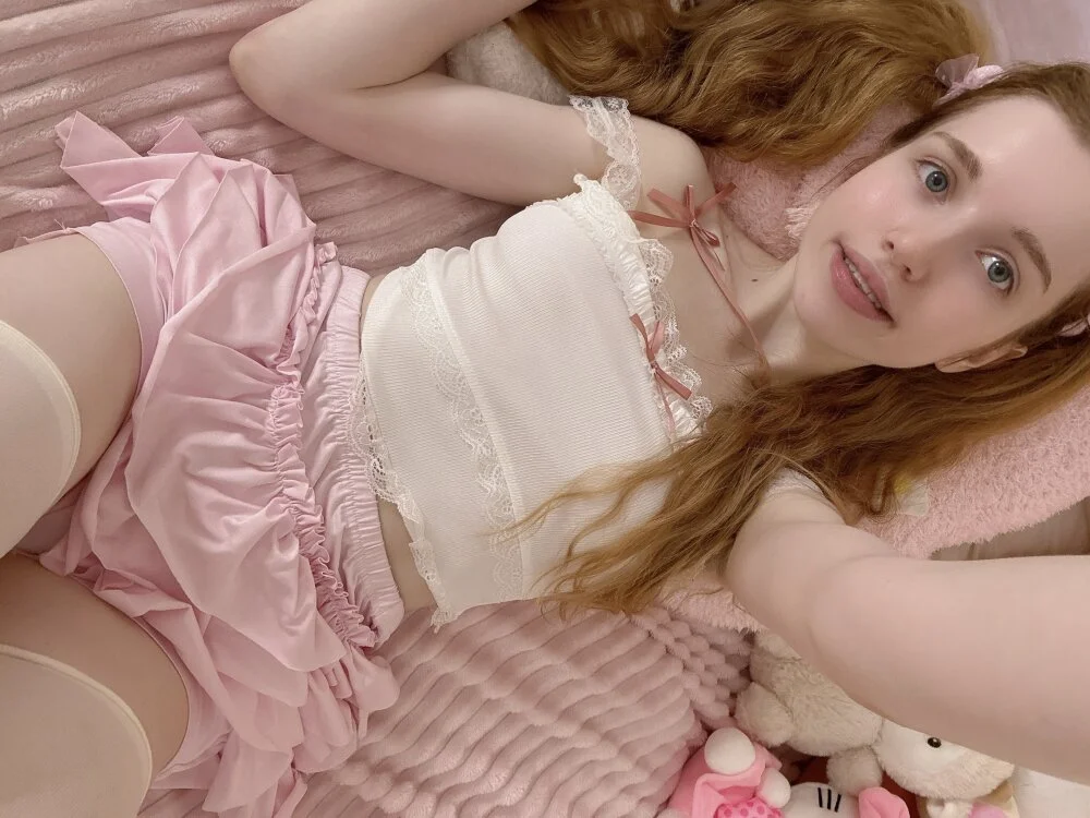 petiteluluxx's Offline XXX Chat