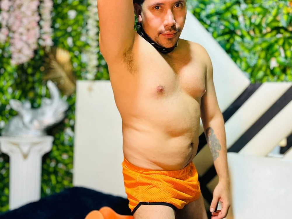 BDSM_JHON offline chatrum