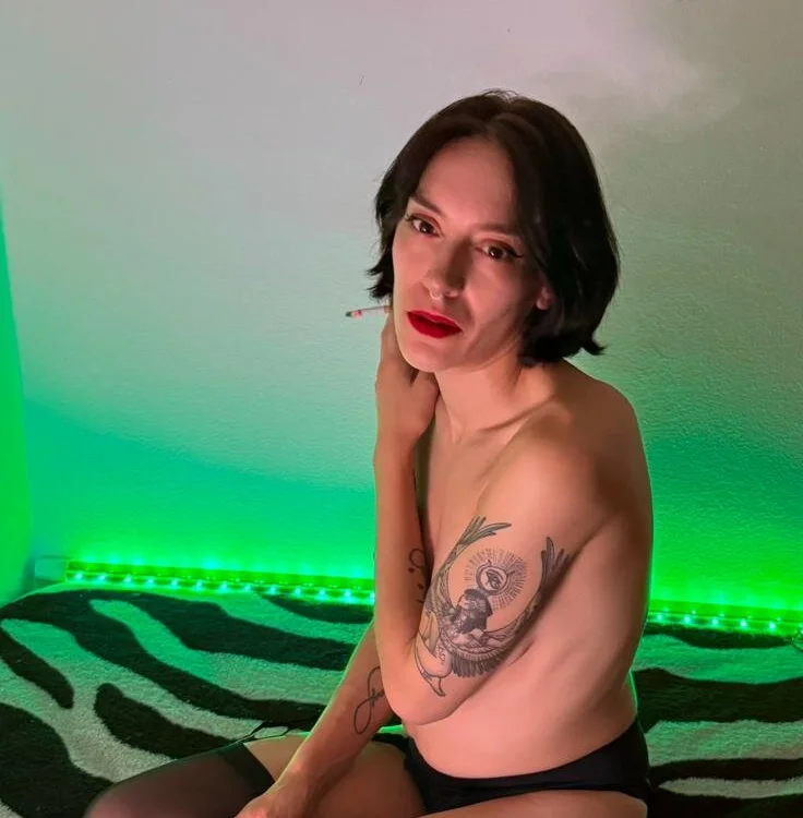 Offline XXX chat modela Goticmom