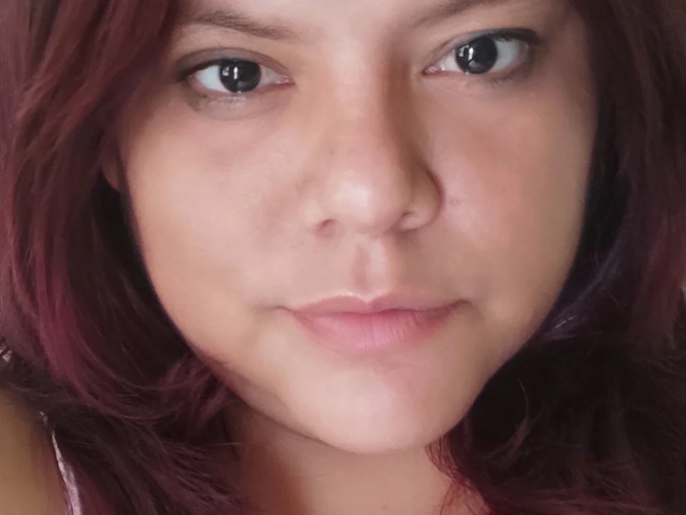 estenia's Offline Chat Room