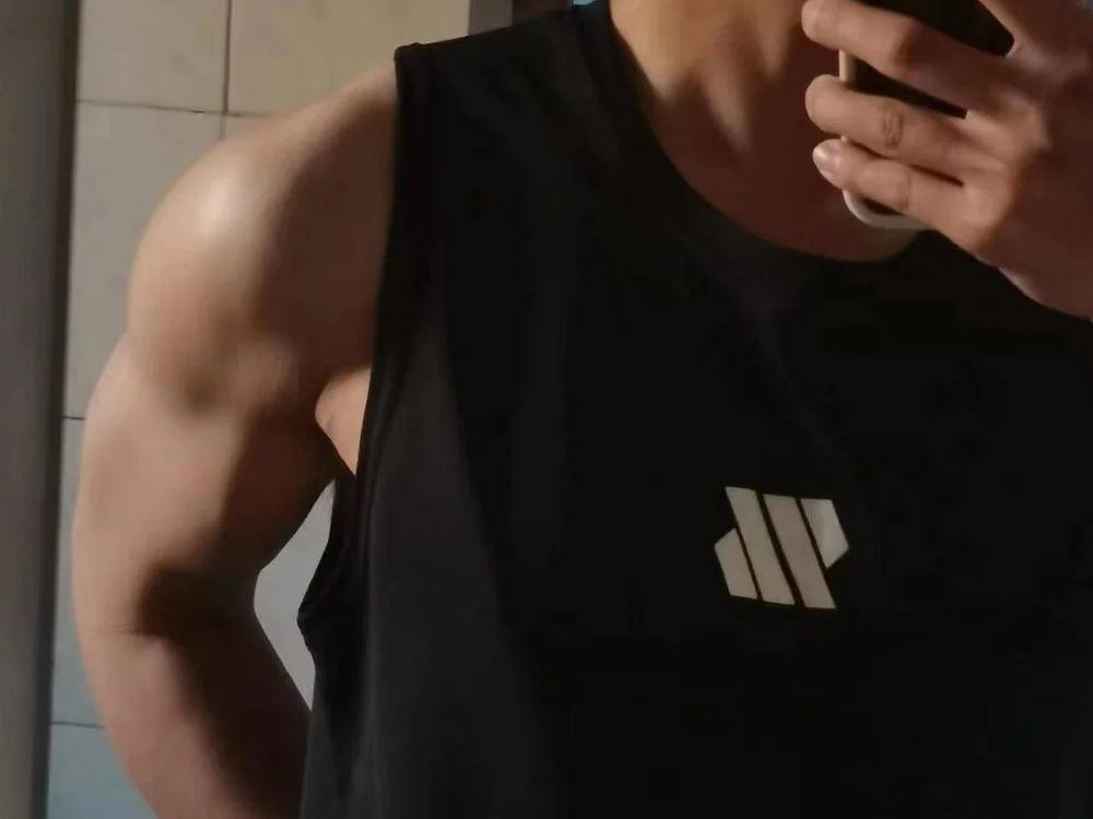 wuzhimao0207's Offline XXX Chat