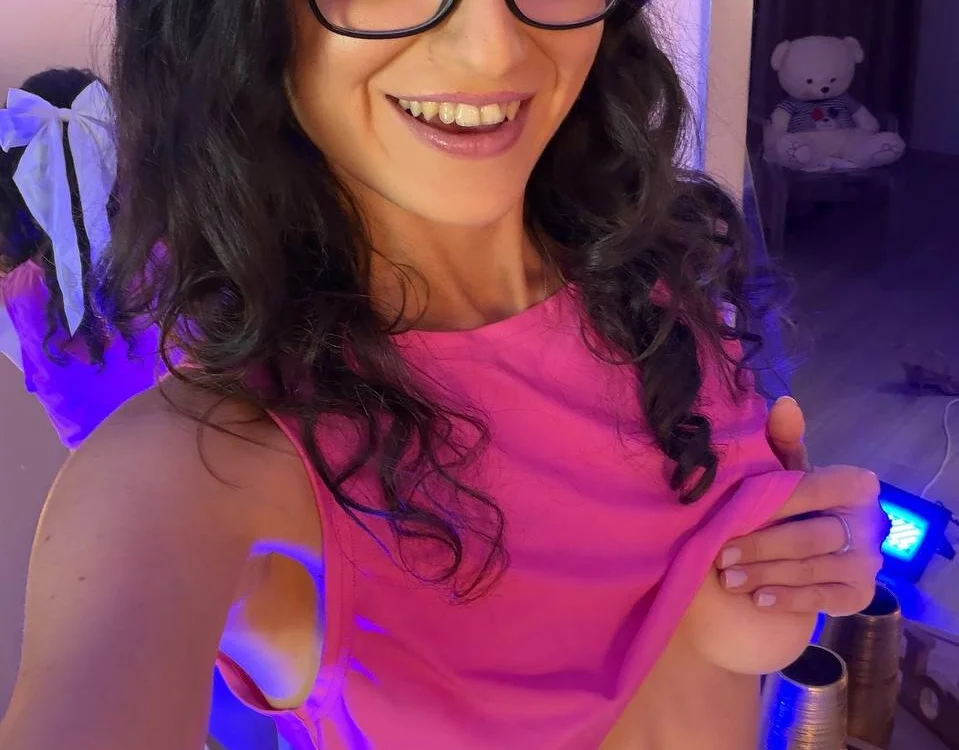 KatherineBlair Chat XXX offline