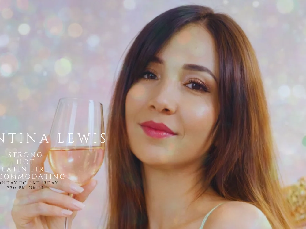 valentiina_lewis 오프라인 XXX 채팅