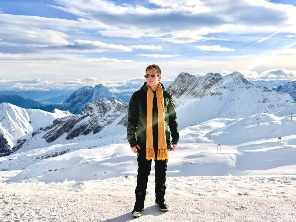 AxelMullerr_ Offline XXX Chat