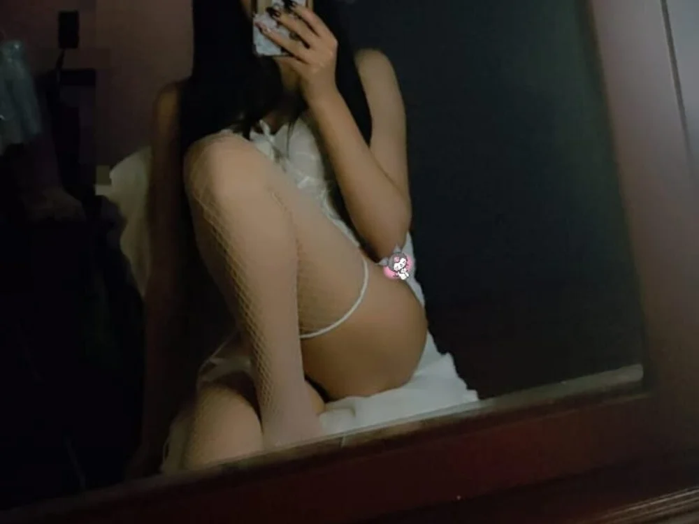Chatroom XXX hors ligne de Catalina_bby
