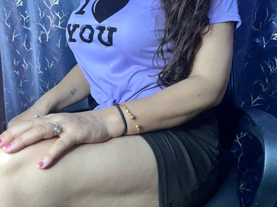 Radhika_4_you Female Footjob Sex Webcam