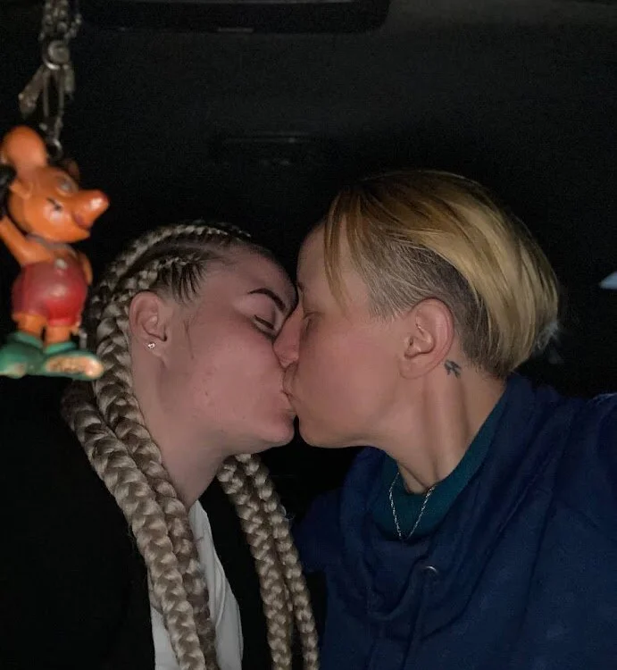 Aleks212026 Offline XXX-chat