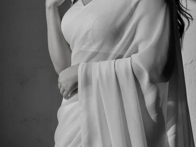 Gujjugirl1 on StripChat