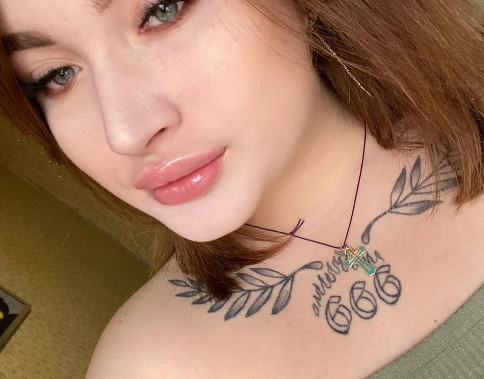 SherrieLove's Offline Chat Room