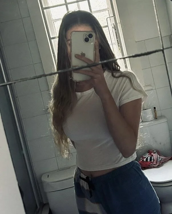 AverageTwo Offline XXX-Chat