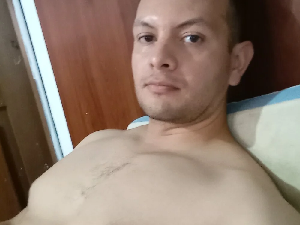 Chat +18 off-line de isaiiyc