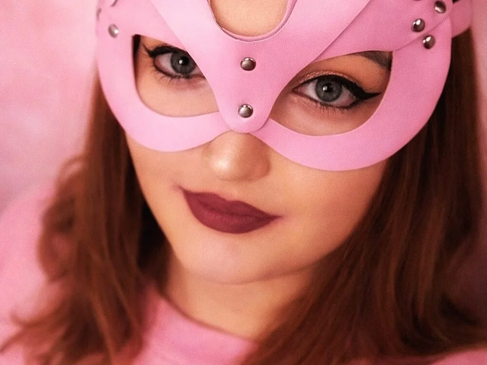 MaskedVenus Chat XXX offline