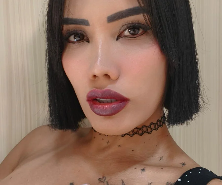 دردشة juliane_sweer1 الجنسية دون اتصال