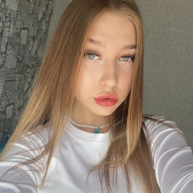 Cherry_Bliss_ offline chatrum