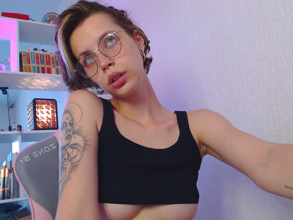 Czat XXX offline – milly_ross