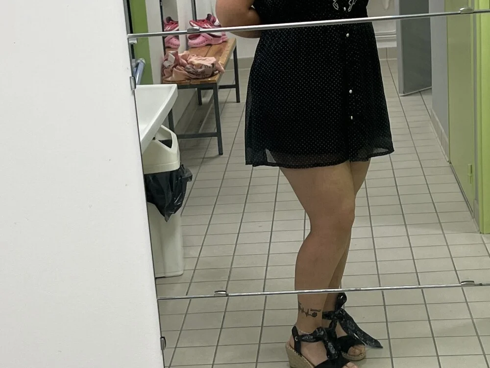 Bruneauxyeuxvert: συνομιλία ΧΧΧ εκτός σύνδεσης