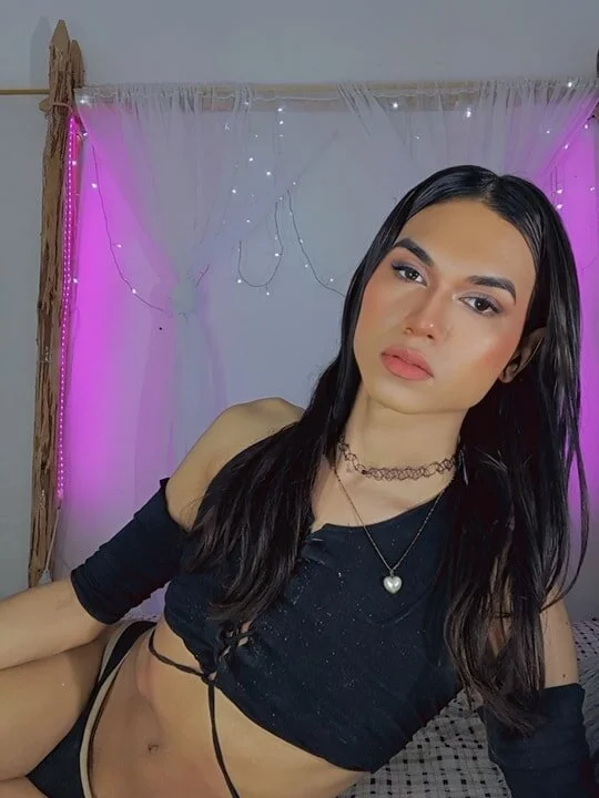 _christinejuliane's Offline XXX Chat