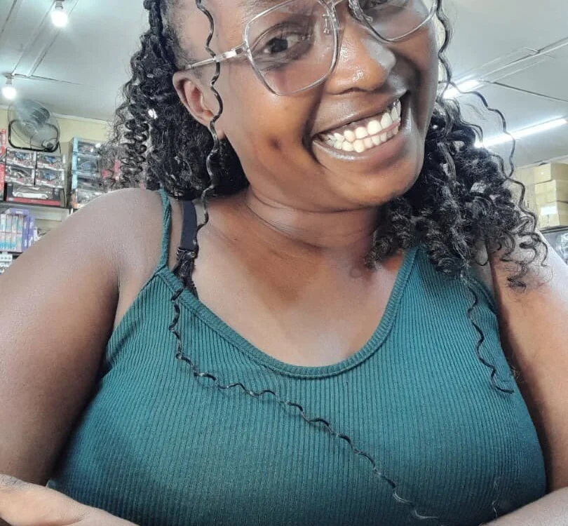 brownskinnedqueen's Offline Chat Room