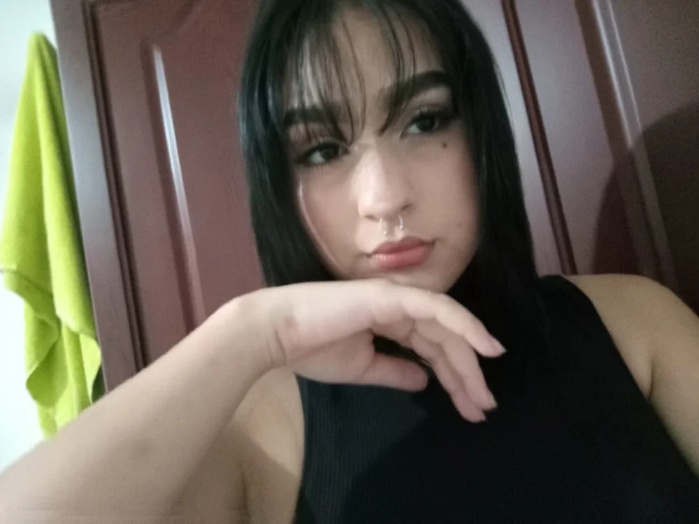 Shopia_Wangg's Offline Chat Room
