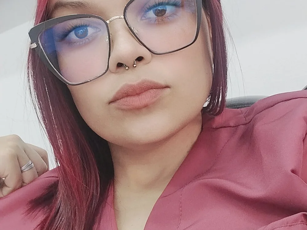 Chat +18 off-line de Celestehot01