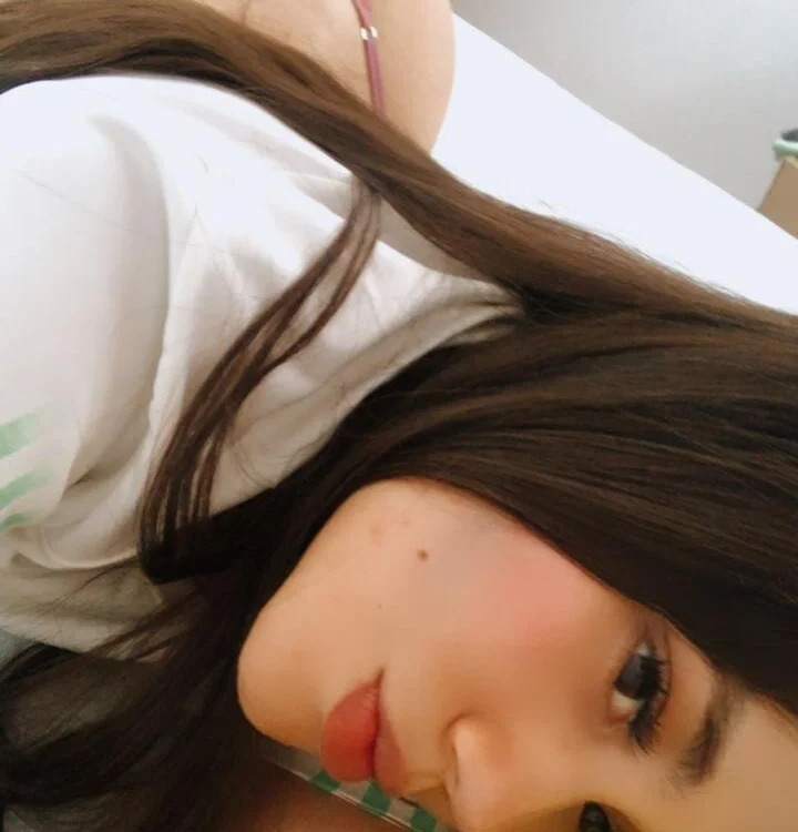sharon_grace1 offline chatrum