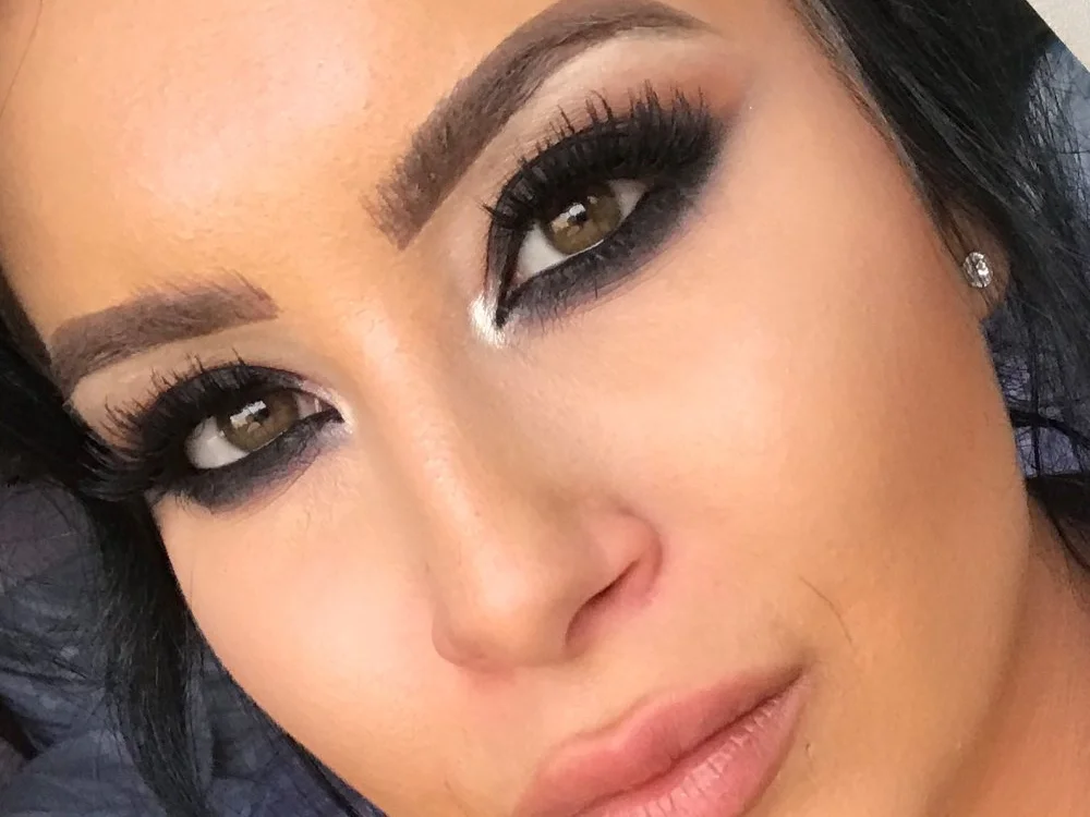 Nicoollee_ offline XXX-chat