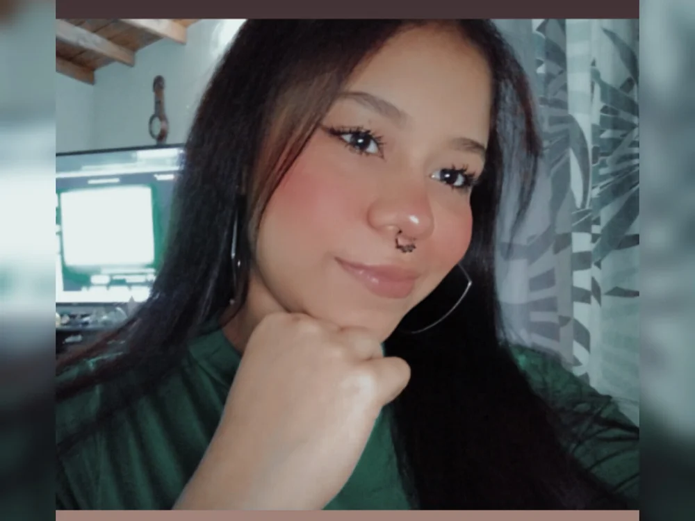 _Selene_X's Offline Chat Room
