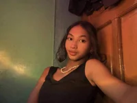 PrettyLatiina live cam profile - MySuperHot