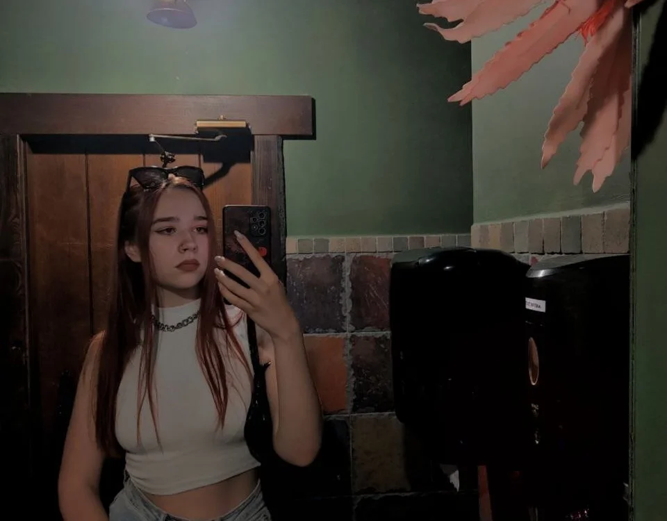 ErikaPerry's Offline XXX Chat