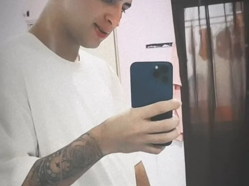 Tupapi0627n Offline XXX chat