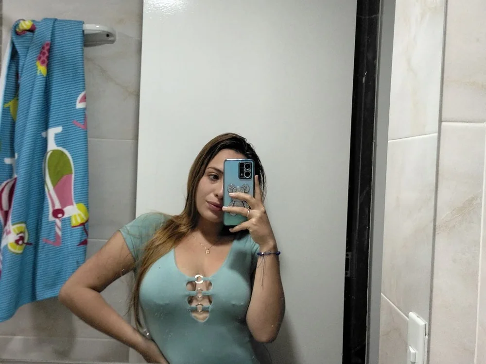 ElisaBrown_ offline chatrum