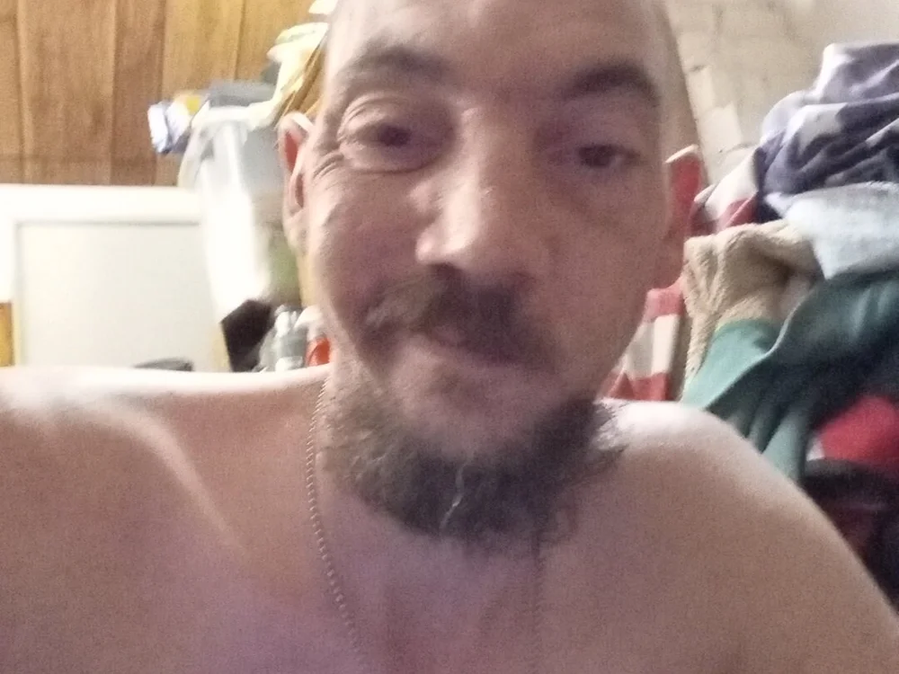 rickybobby74601 offline chatrum