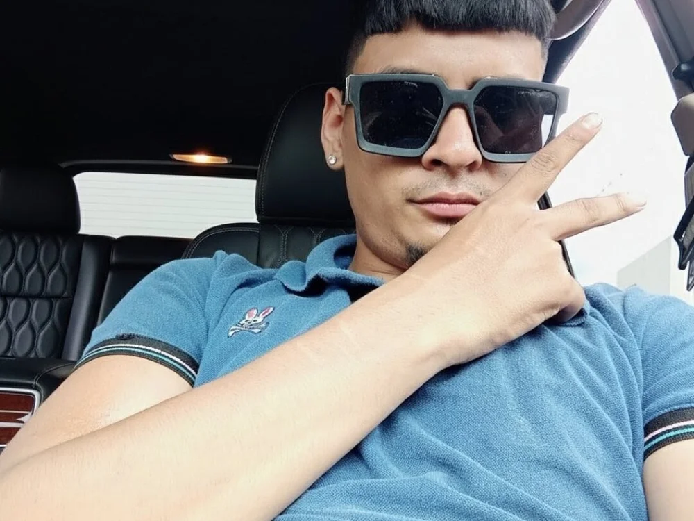ห้องแชทออฟไลน์ของ Alexdhujsh