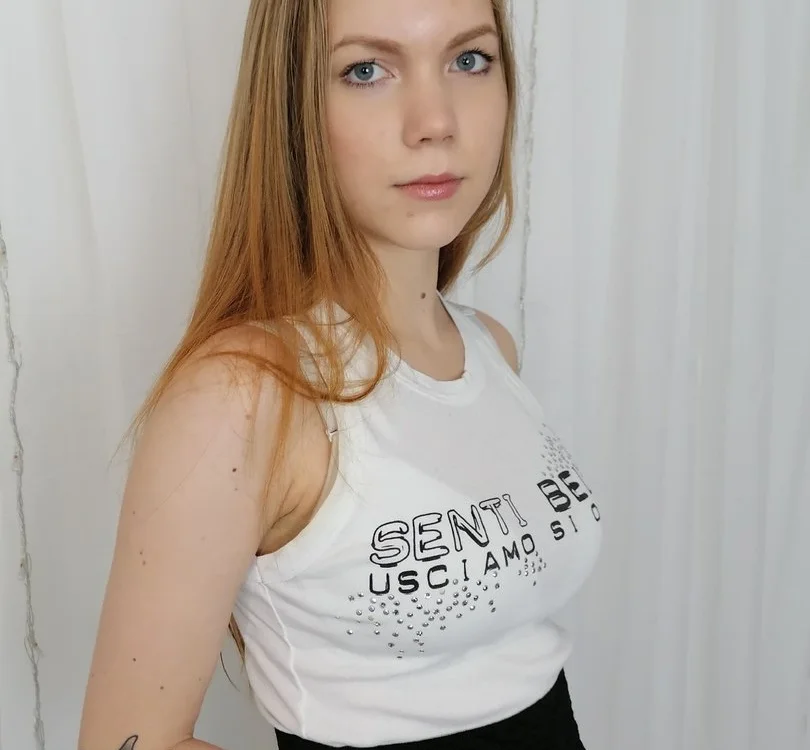 Sunny_Baby's Offline XXX Chat