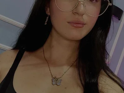 Valeria_noir profile