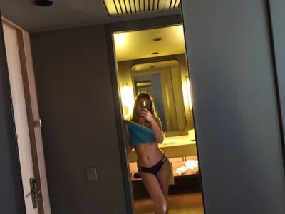 NicoleCut Obrolan XXX Offline