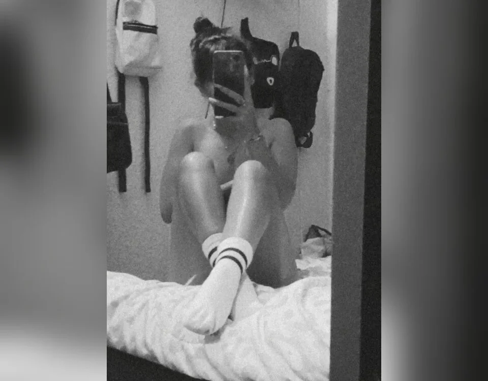 Sara_ow – Naživo XXX chat