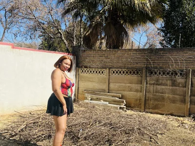 YELLOWBUSTYMELLONS profile