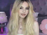 Модель AmiraLovely