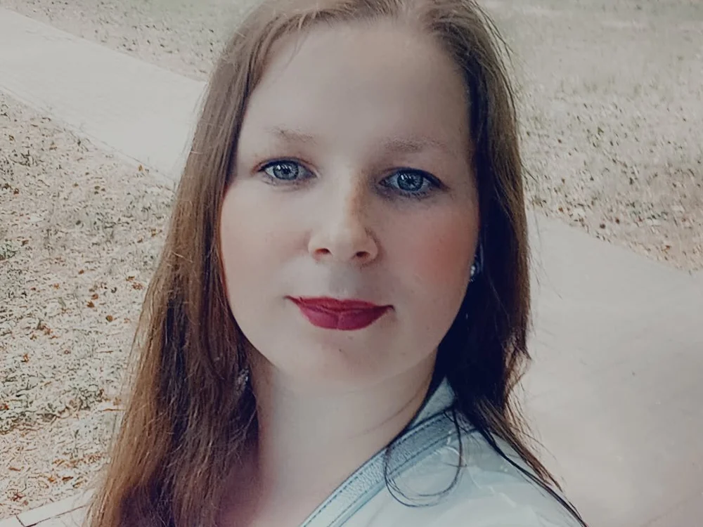 Sierra_Day's most recent online preview