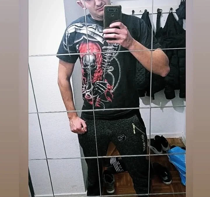 Offline XXX chat modela Mahmaze