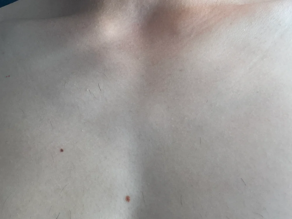 Luiisss111 অফলাইন XXX চ্যাট