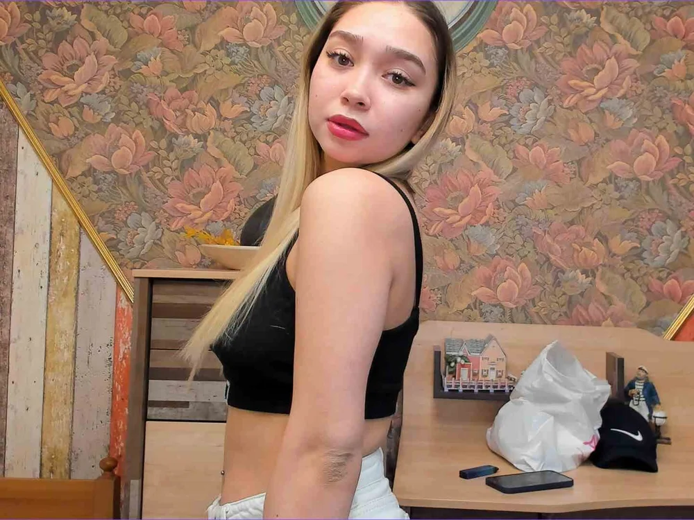 EmmaJacksoon's Offline XXX Chat