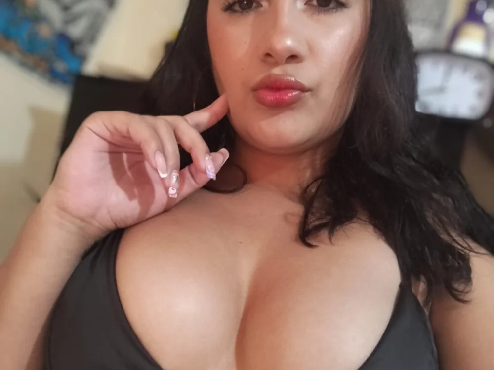 valeriasmith_17 Offline XXX-Chat